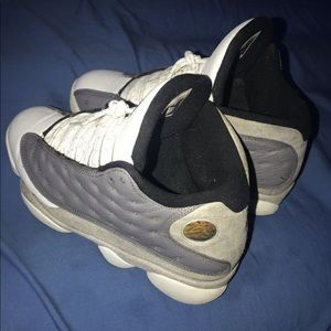 Jordan Retro 13 “Atmosphere Grey”